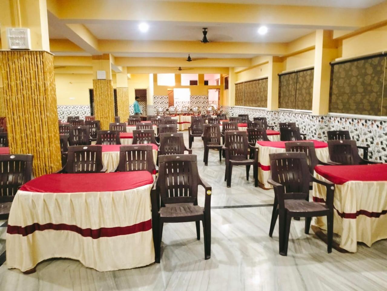 Hotel Kolam Shānti Niketan 외부 사진